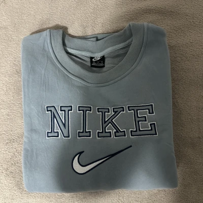 NIKE majica