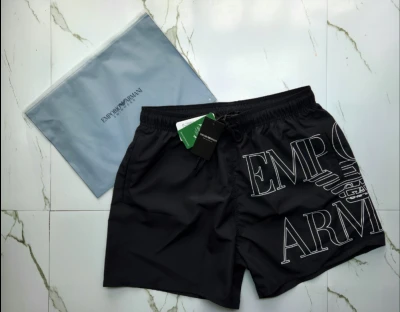 Emporio Armani kupaci sorc