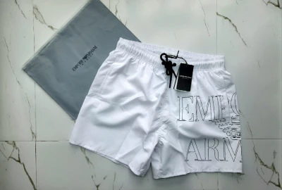 Emporio Armani kupaci sorc