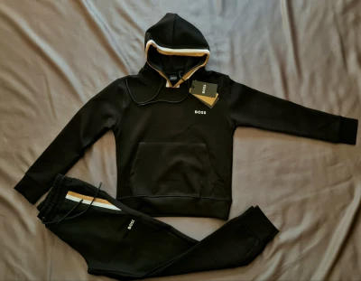 Hugo Boss zenska komplet trenerka